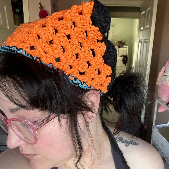 Handmade Crochet McLaren F1 Bandana/ Headscarf. - Picture 3 of 6